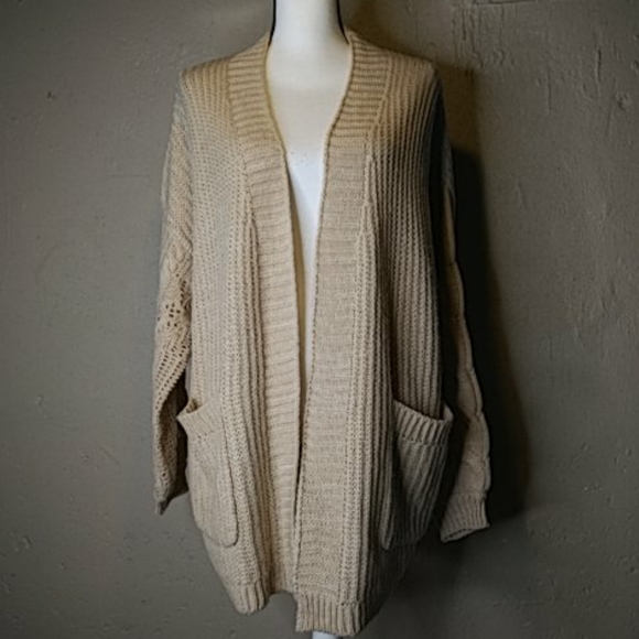 debut Sweaters - DEBUT Chunky Ribbed Beige Cable Knit Cardigan M/L